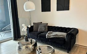 Charming Homes - Studio 23